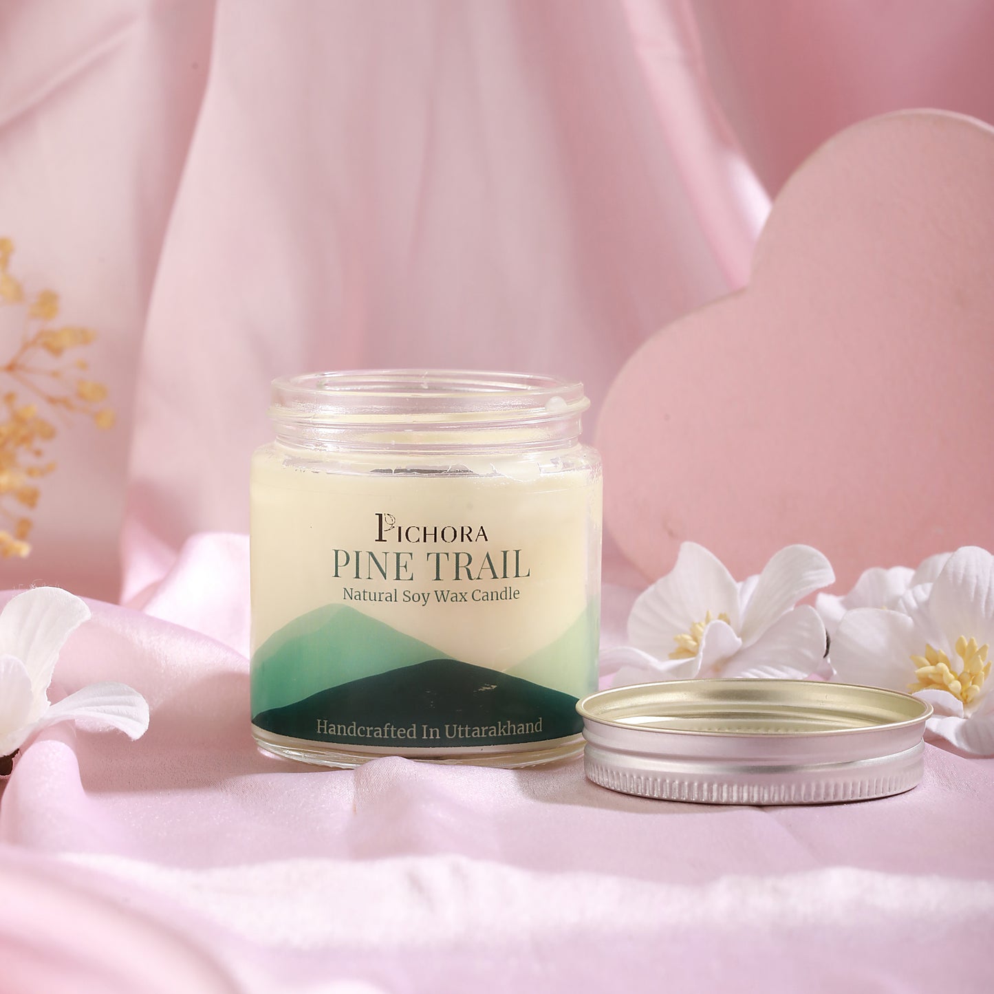 Pine trails - Soy Wax Candle